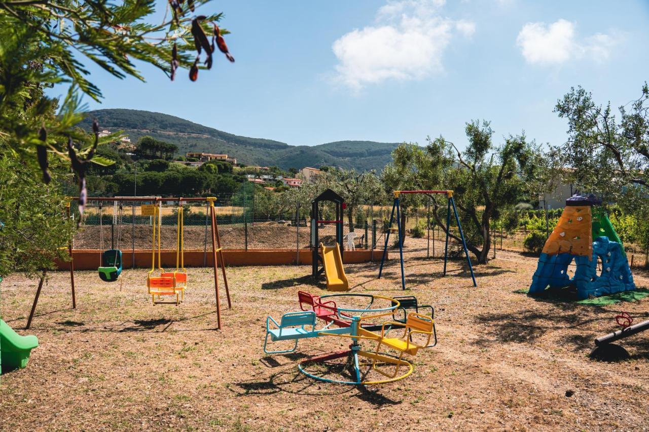 Casa Dei Prati Camping Village Lacona Exterior foto